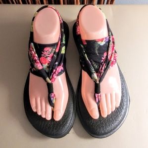 💣🆓 Sanuk Sling Sandals